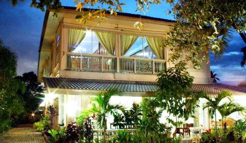 The Legend Maeklong Hotel Samut Songkhram Exterior foto